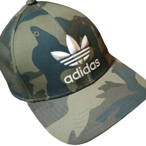 Adidas adult snapback hat OS